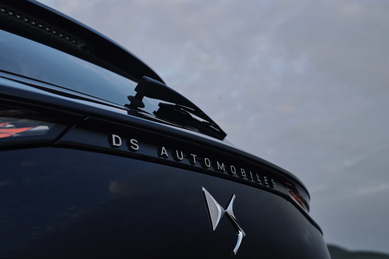Yeni DS 7 E-TENSE 4x4 360 iç kabin